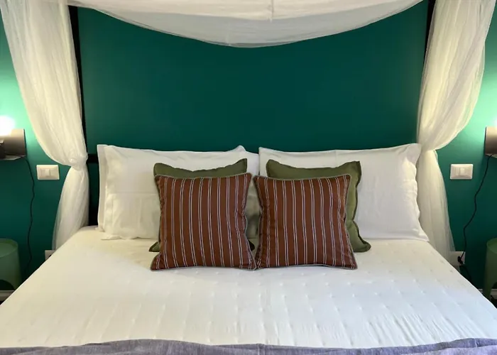 Pensión Eufonia Vatican Golden 4*